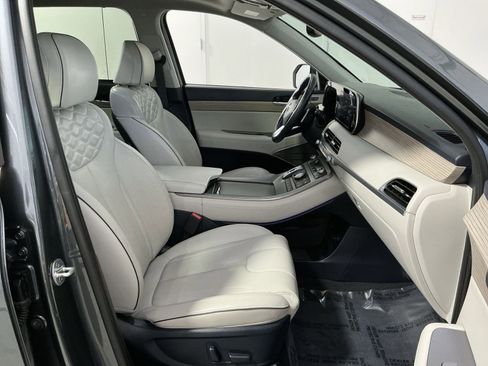 Used 2021 Hyundai Palisade Limited image 36