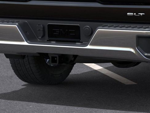 New 2026 GMC Sierra 1500 SLT image 14