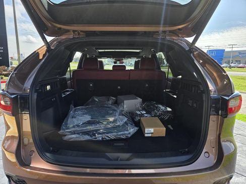 New 2026 MAZDA CX-70 3.3 Turbo w/ Premium Plus Pkg image 9