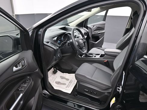 Used 2018 Ford Escape SE AWD/4WD image 38