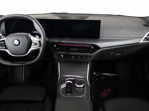 Used 2025 BMW 330i Sedan w/ Convenience Package image 8