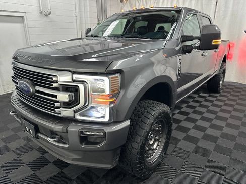 Used 2022 Ford F350 Limited AWD/4WD image 5