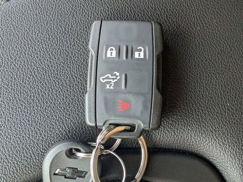Used 2020 Chevrolet Silverado 2500 W/T w/ WT Safety Package AWD/4WD image 30