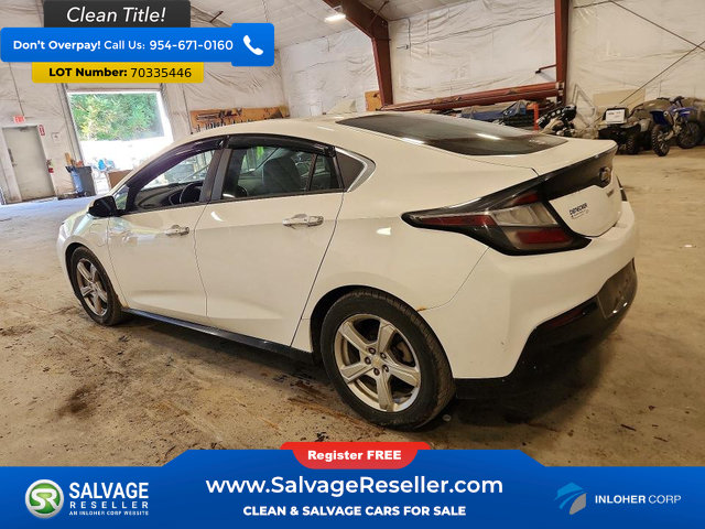 Used 2017 Chevrolet Volt LT w/ Comfort Package FWD image 3
