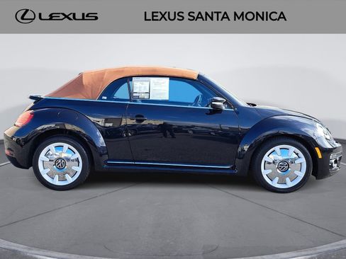 Used 2019 Volkswagen Beetle 2.0T Final Edition SEL FWD image 4