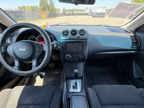 Used 2012 Nissan Altima 2.5 S FWD image 3