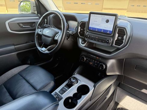 Used 2022 Ford Bronco Sport Outer Banks image 17