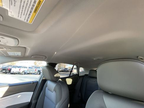 New 2025 Chevrolet Trax LT w/ Driver Confidence Package image 19