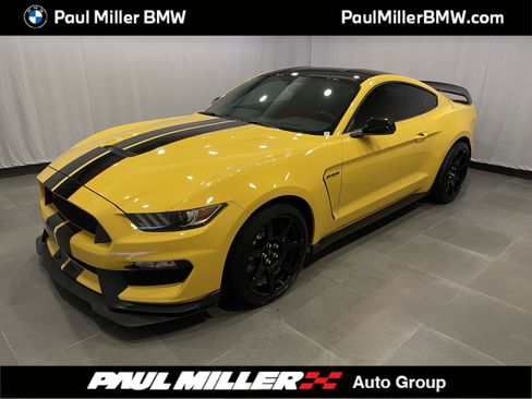 Used 2017 Ford Mustang Shelby GT350R w/ GT350R Equipment Group 920A image 1