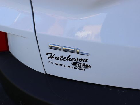 Used 2022 Ford Escape SEL image 11