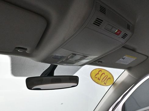 Used 2023 Volkswagen Taos S image 25