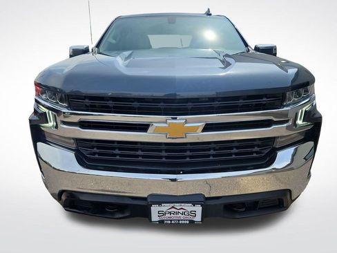 Used 2022 Chevrolet Silverado 1500 LT AWD/4WD image 8