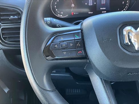 Used 2024 RAM ProMaster 2500 w/ Premium Convenience Group image 23