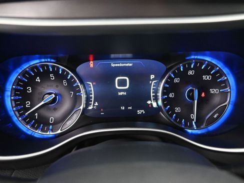 New 2026 Chrysler Pacifica Select image 16