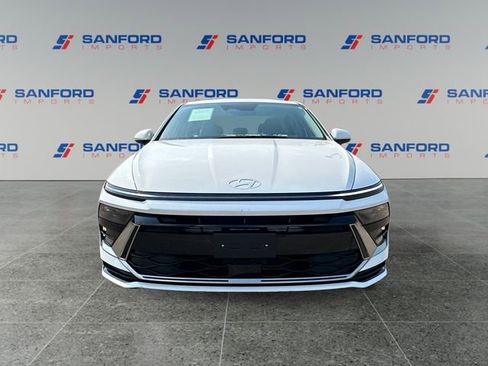 Used 2025 Hyundai Sonata SEL FWD image 8