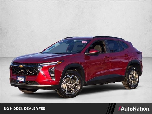 Used 2025 Chevrolet Trax LT w/ LT Convenience Package FWD image 1