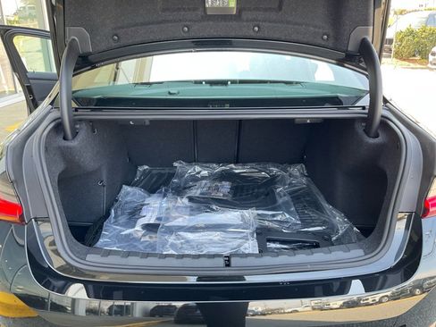 New 2026 BMW 330i Sedan w/ Convenience Package image 15