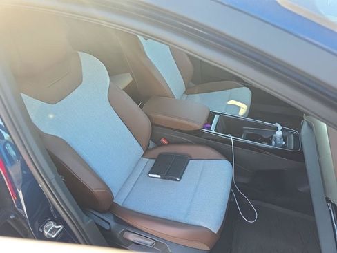 Certified 2023 Volkswagen ID.4 Pro RWD image 6