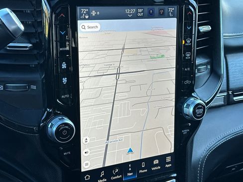 Used 2024 RAM 2500 Limited image 18