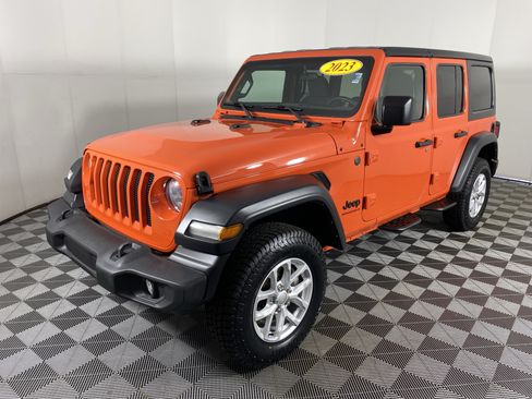 Used 2023 Jeep Wrangler Unlimited Sport AWD/4WD image 10