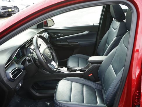 Used 2022 Chevrolet Bolt EUV Premier w/ Launch Edition image 17