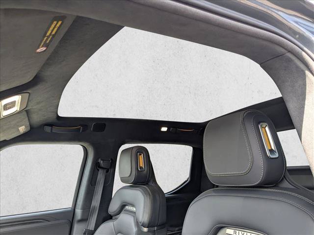 Used 2023 Rivian R1T Adventure Dual AWD/4WD image 14