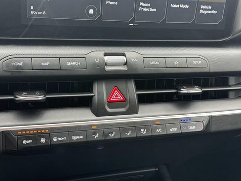Used 2025 Kia K4 FWD image 18