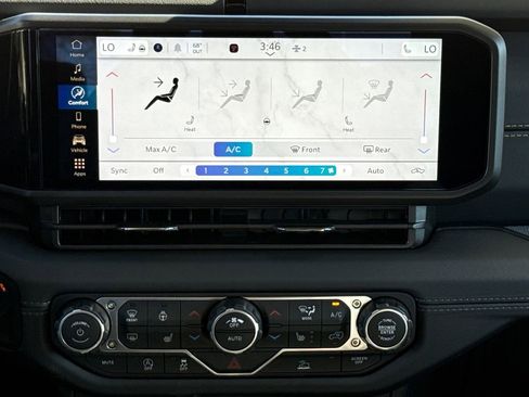 New 2026 Jeep Gladiator Sport AWD/4WD image 13