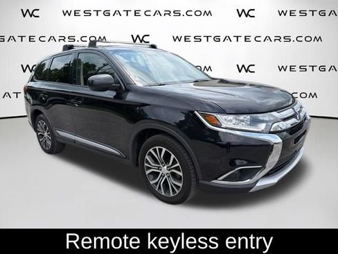 Used 2018 Mitsubishi Outlander ES AWD/4WD image 4
