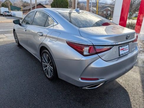 Used 2022 Lexus ES 350 w/ Premium Package image 5