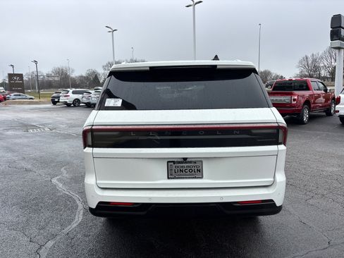New 2026 Lincoln Navigator Black Label AWD/4WD image 6