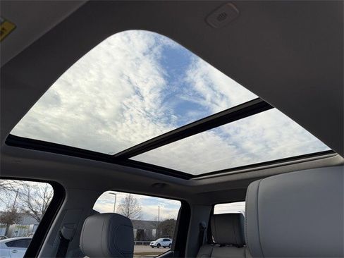 Used 2022 Toyota Tundra Limited image 26