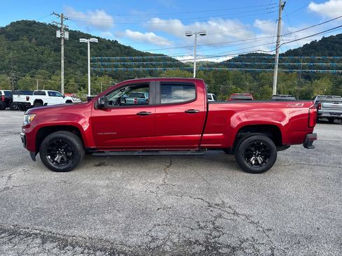 Used 2021 Chevrolet Colorado Z71 w/ Safety Package AWD/4WD image 2