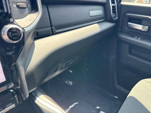 New 2025 RAM 2500 Big Horn AWD/4WD image 28
