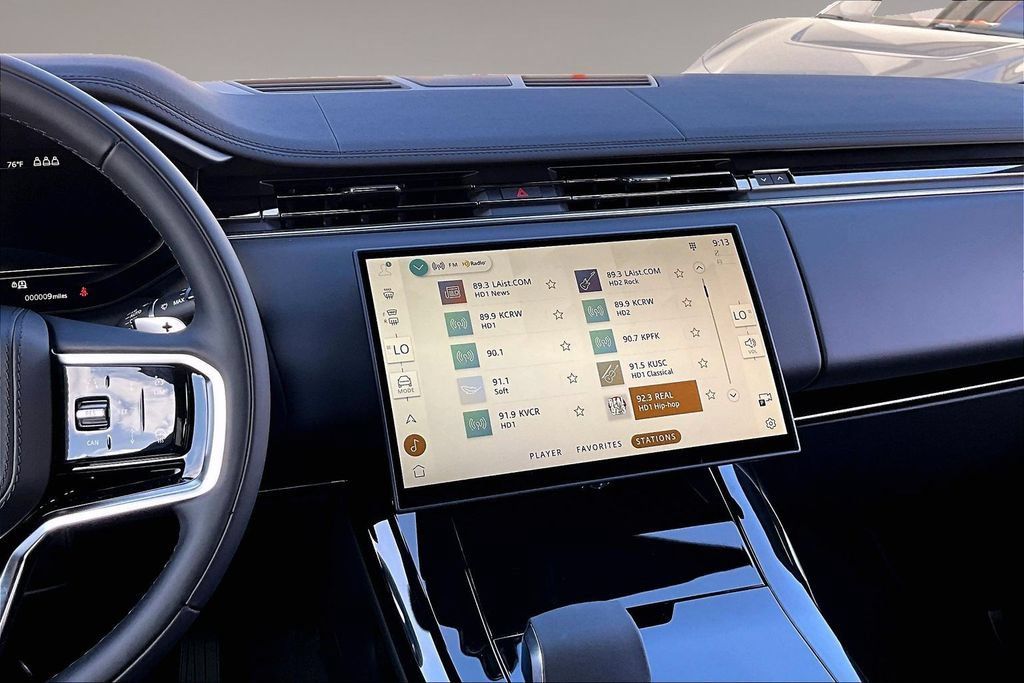New 2027 Land Rover Range Rover Sport SE AWD/4WD image 6