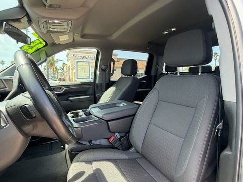 Used 2025 Chevrolet Silverado 1500 LT RWD image 9