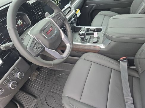 New 2026 GMC Sierra 1500 SLT w/ SLT Premium Plus Package image 16