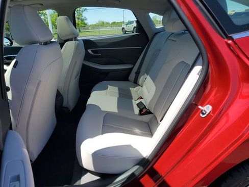 Used 2024 Hyundai Sonata SEL w/ Convenience Package FWD image 25