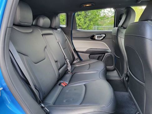Certified 2023 Jeep Compass Limited AWD/4WD image 23