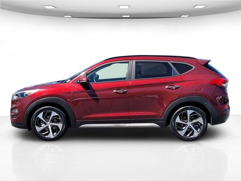Used 2017 Hyundai Tucson Limited w/ Limited Ultimate Package 03 FWD image 9