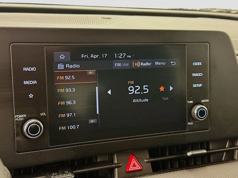 Used 2025 Kia Sportage LX image 21