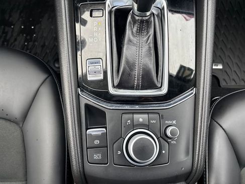 Used 2020 MAZDA CX-5 Touring image 17
