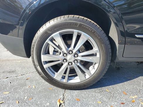 Used 2025 Cadillac XT5 Premium Luxury w/ Technology Package image 5