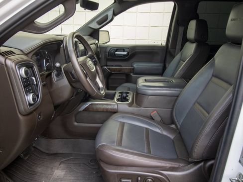 Used 2019 GMC Sierra 1500 Denali w/ Denali Ultimate Package AWD/4WD image 15