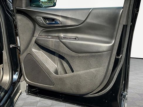 Used 2019 Chevrolet Equinox LT FWD image 27