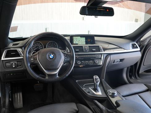 Used 2018 BMW 330i Gran Turismo xDrive AWD/4WD image 11