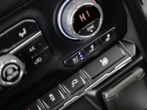 Certified 2022 Chevrolet Silverado 2500 High Country image 39