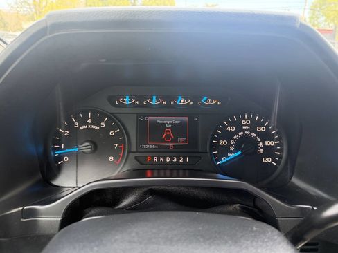Used 2015 Ford F150 XL w/ Equipment Group 101A Mid AWD/4WD image 12
