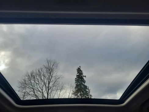 Used 2022 Subaru Forester Touring image 22