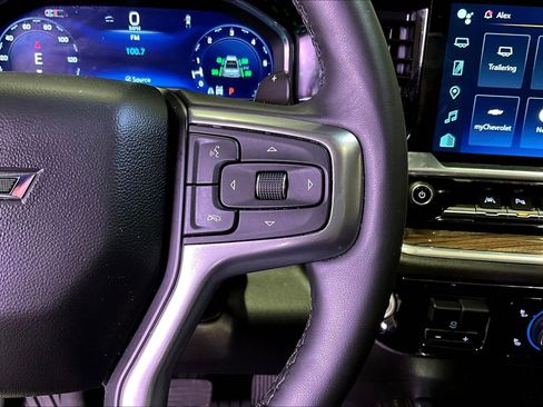 Used 2024 Chevrolet Silverado 1500 RST AWD/4WD image 14